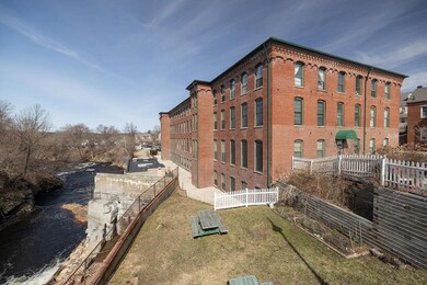 Emerson Mills unit 210, Pembroke, NH 03275 - photo 3