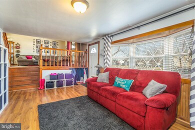 1306 Grayrock Rd, Newark, DE 19713 - photo 3