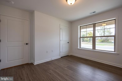 76 Grainfield Ct, Martinsburg, WV 25404 - photo 5