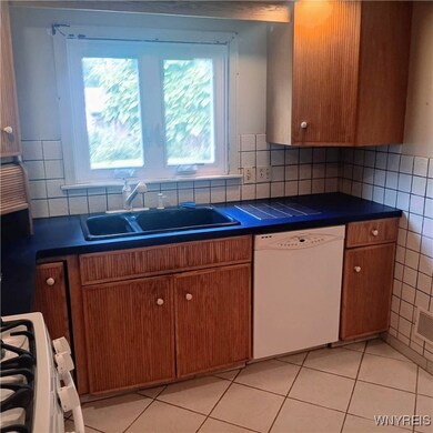 38 Byron Ave, Buffalo, NY 14223 - photo 7