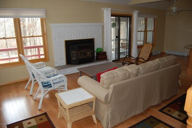 111 Granite Dr, Hawley, PA 18428 - photo 4