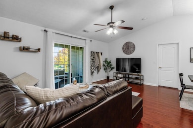 006_d_K 1870 Berrancher Dr020