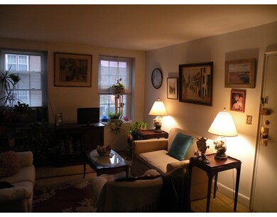 29 Englewood Ave unit 4, Brookline, MA 02445 - photo 6