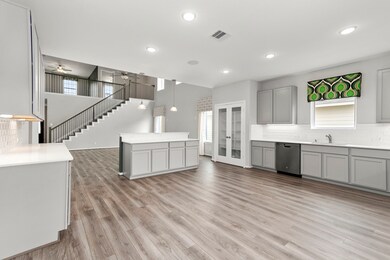 802 Junction Point Ln, Tomball, TX 77375 - photo 4