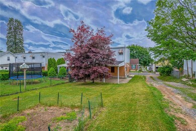 3429 Arlington St, Reading, PA 19605 - photo 2