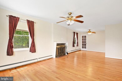 5804 Mineral Hill Rd, Sykesville, MD 21784 - photo 3