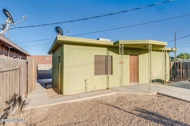 1825 S Jefferson Ave, Tucson, AZ 85711 - photo 2