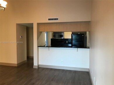 8340 SW 3rd Ct unit 202, Pembroke Pines, FL 33025 - photo 4