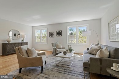 7624 Westlake Terrace, Bethesda, MD 20817 - photo 4