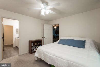 2056 Quaker Way unit 1, Annapolis, MD 21401 - photo 3