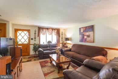 1119 Crestview Rd, Darby, PA 19023 - photo 3