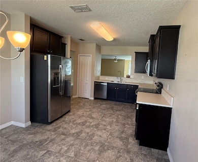 3603 Umbrella Ct, Tavares, FL 32778 - photo 4