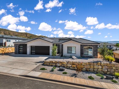 1044 E Corral Way Washington-large-001-0