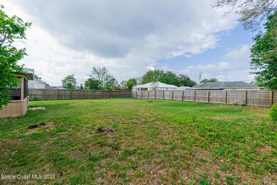 5942 Banbury Ave-10