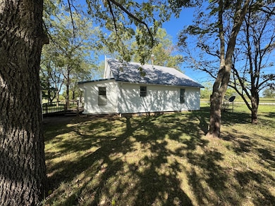 238 S Clompton St, Dadeville, MO 65635 - photo 2