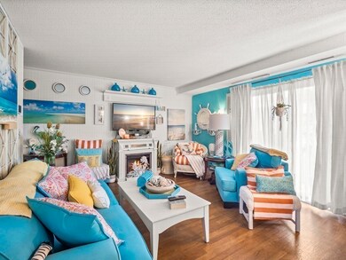 64 Tennis Plaza Rd unit 13, Dracut, MA 01826 - photo 5