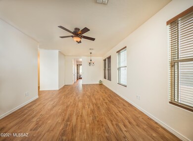 Living Rm/Dining Area