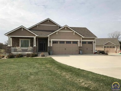 4537 SW Deer Trail St, Topeka, KS 66610 - photo 2