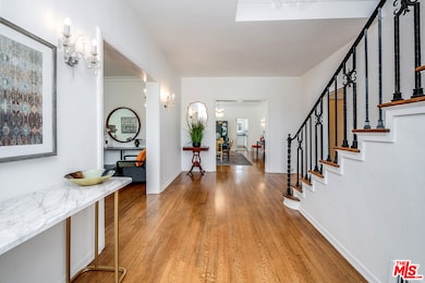 157 N Las Palmas Ave, Los Angeles, CA 90004 - photo 7