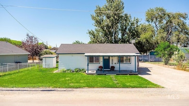 106 7th St, Wilder, ID 83676 - photo 2