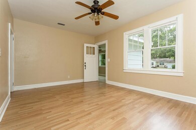 1327 Murray Dr, Jacksonville, FL 32205 - photo 4
