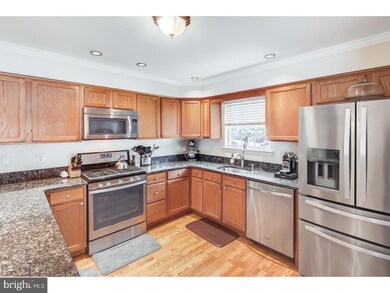 701 W Evesham Rd, Runnemede, NJ 08078 - photo 7