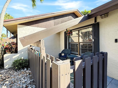 48 Via de Casas Norte unit 480, Boynton Beach, FL 33426 - photo 4