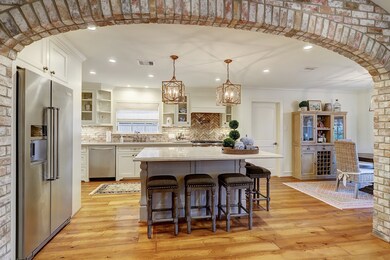 10022 Candlewood Dr, Houston, TX 77042 - photo 7