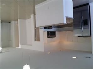 3125 Laurel Ridge Cir, Riviera Beach, FL 33404 - photo 2