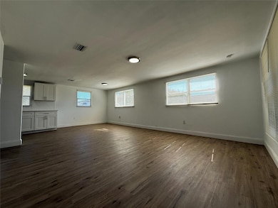 1154 Gamble St NW, Moore Haven, FL 33471 - photo 2