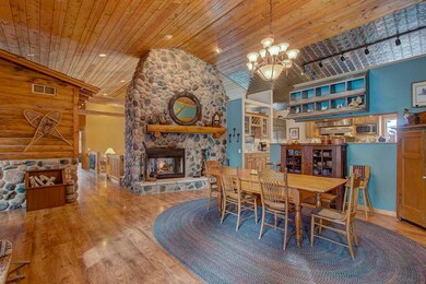 2705 Thinnes St, Cross Plains, WI 53528 - photo 3