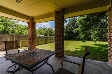 600 N Willow St, Sherman, TX 75090 - photo 2