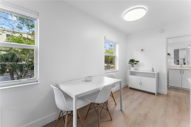 815 Middle River Dr unit 218, Fort Lauderdale, FL 33304 - photo 5