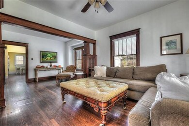 LIVING ROOM DINING ROOM COMBO