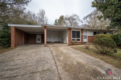 201 E Meadow Dr, Athens, GA 30605 - photo 2