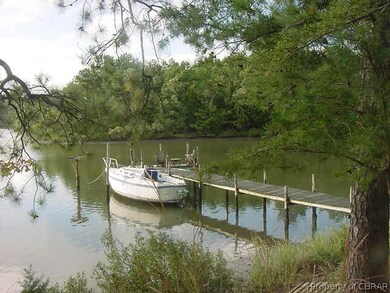 2136 Duck Point Ln, Hayes, VA 23072 - photo 2