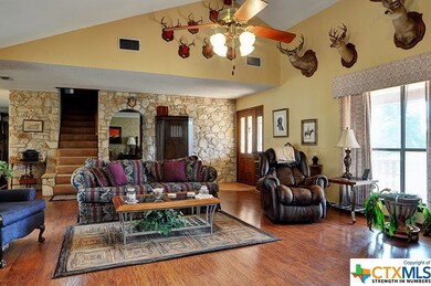 17110 N Highway 16, Helotes, TX 78023 - photo 5