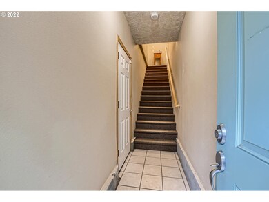 14715 NE Couch St, Portland, OR 97230 - photo 3
