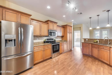 Large welcoming Kitchen