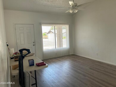 534 E Oraibi Dr, Phoenix, AZ 85024 - photo 4