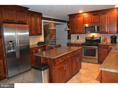 2621 Sunset Blvd, Broomall, PA 19008 - photo 7