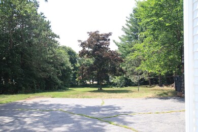 252 Providence Rd, South Grafton, MA 01560 - photo 4