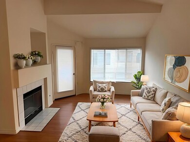 11861 Spruce Run Dr unit A, San Diego, CA 92131 - photo 2