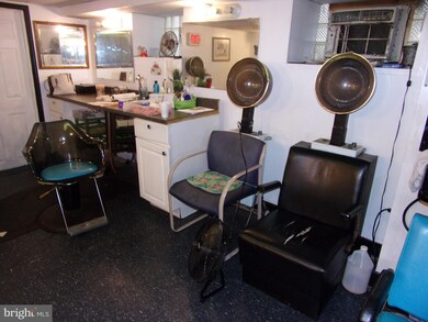 5302 Walnut St, Philadelphia, PA 19139 - photo 5