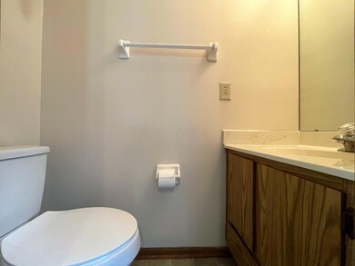 5897 Shadow Lake Cir unit 5897, Columbus, OH 43235 - photo 7