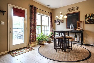 8500 Braeburn Ridge Dr, Louisville, KY 40228 - photo 4