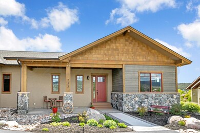 233 N Penstemon Ln-002