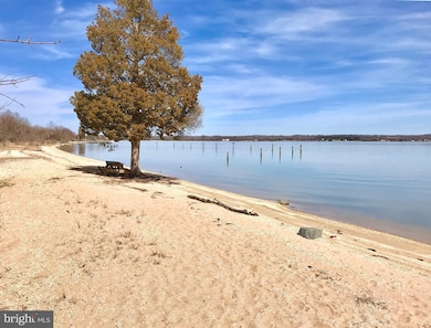 39955 Beach Dr, Mechanicsville, MD 20659 - photo 3