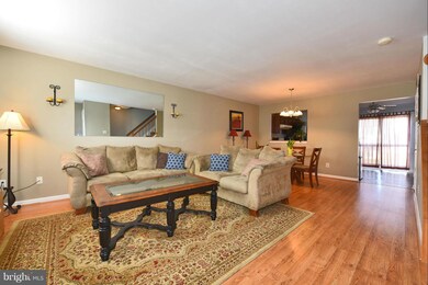 709 Saint Peters Ct, Edgewood, MD 21040 - photo 2