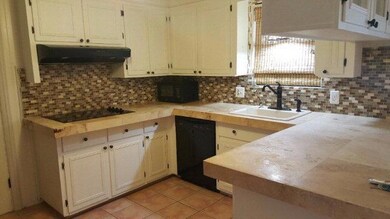 610 W 13th St, Weslaco, TX 78596 - photo 4